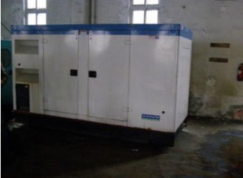 望江康明斯150kw大型柴油二手发电机组 望江康明斯150kw大型柴油二手发电机组